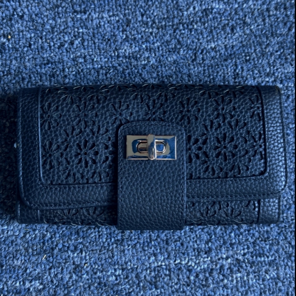 Black wallet